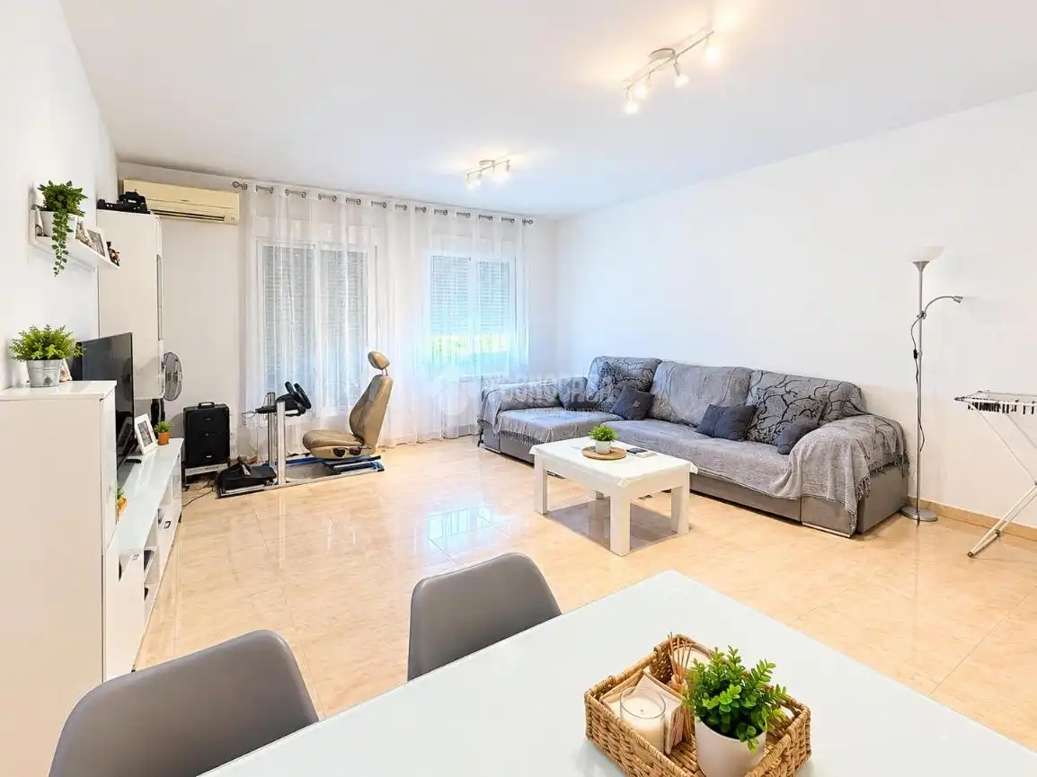 Wohnung mit Terrasse zum Verkauf in Esquivias, imagen 2