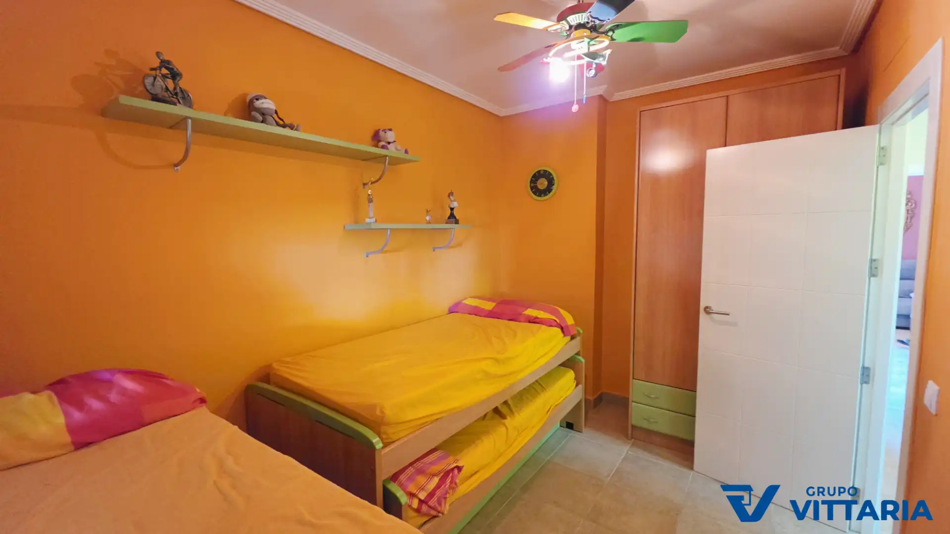 Habitación de Piso en venta en Roquetas de Mar con Aire acondicionado, Terraza y Amueblado