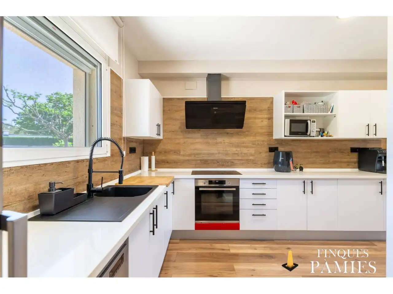 Cocina de Casa adosada en venta en Riudoms con Aire acondicionado, Calefacción y Jardín privado