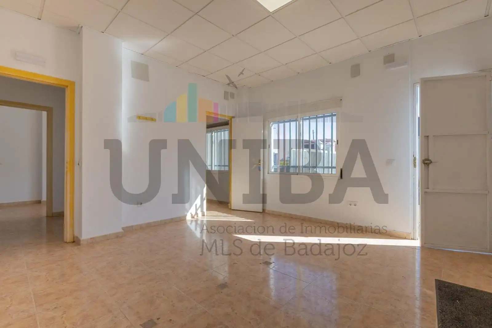 Industrial buildings for rent in La Garrovilla 