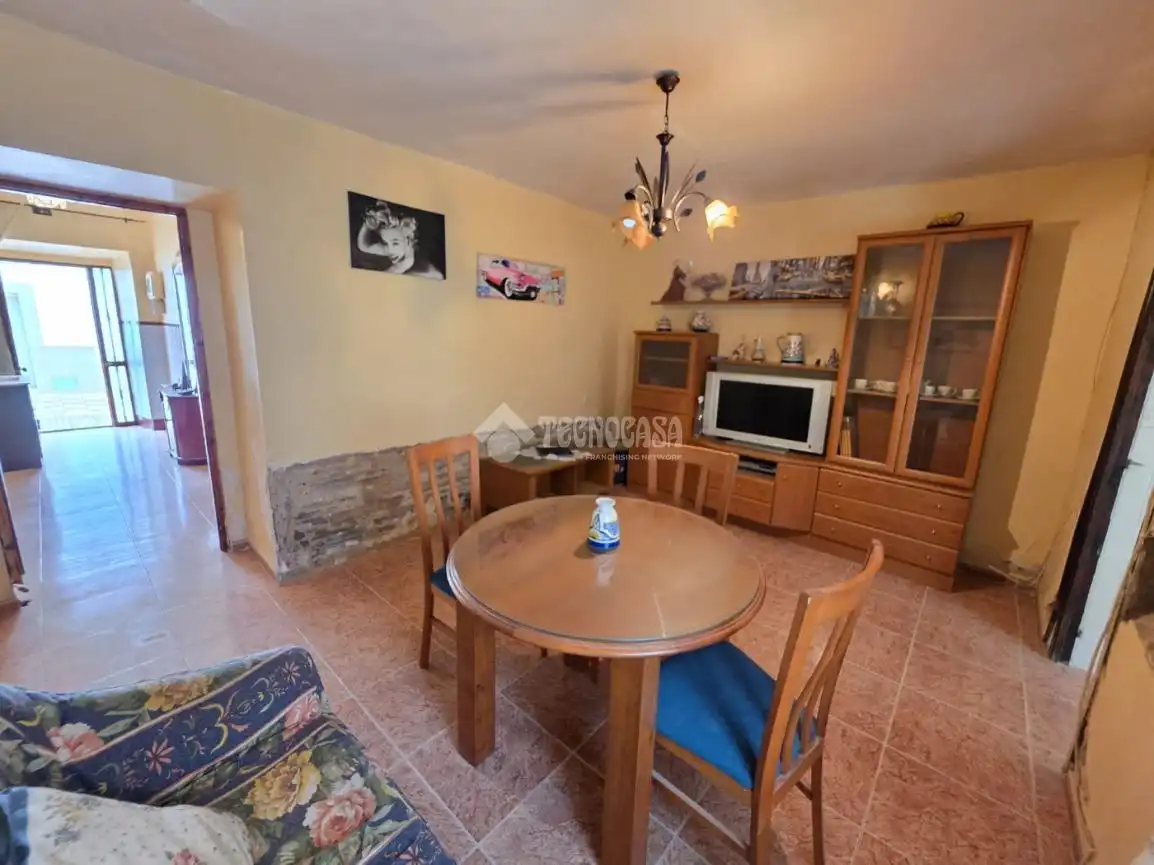 Casa in vendita a Santa Elena
