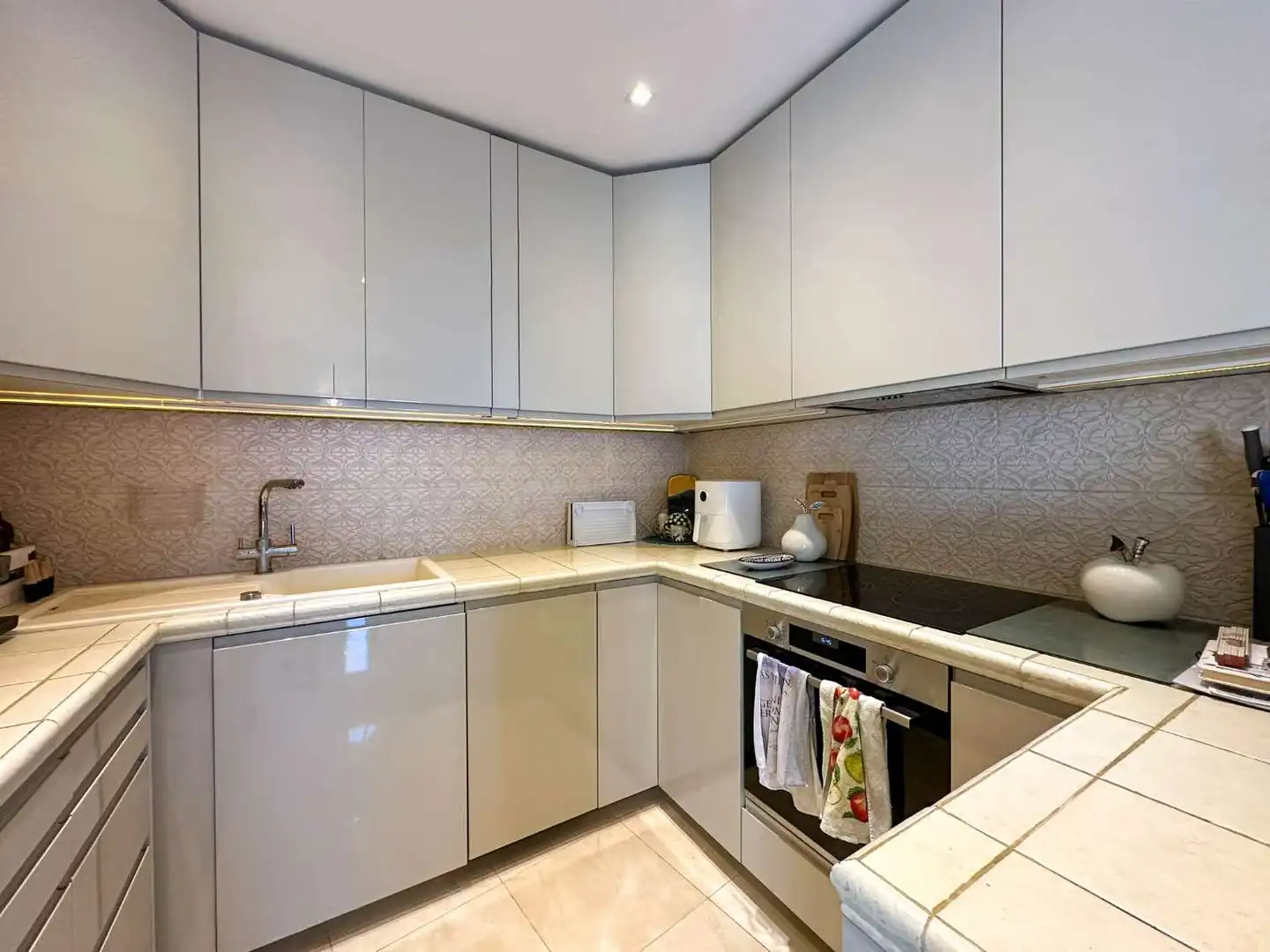 Kitchen of Houses for sale in Salobreña  with Terrace, Swimming Pool and Internet