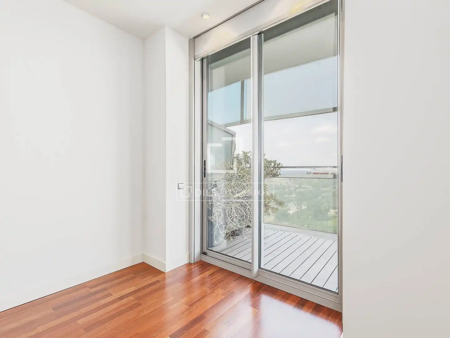 Terraza de Piso en venta en Barcelona con Aire acondicionado, Calefacción y Jardín privado