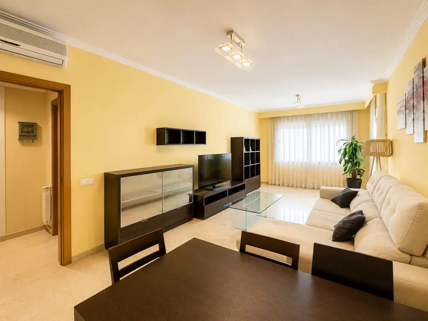Sala de estar de Piso en venta en  Palma de Mallorca con Aire acondicionado, Terraza y Amueblado