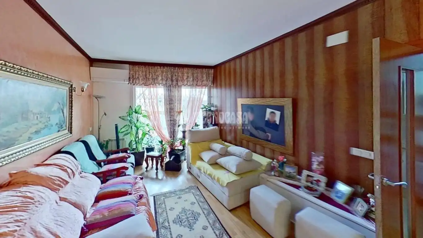 Living room of Flat for sale in Manresa  with Terrace, Storage room and Furnished