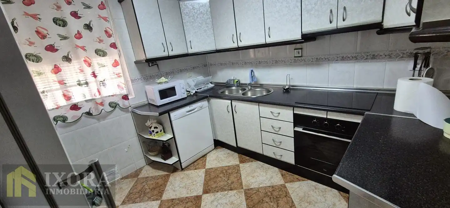 Erdgeschosswohnung mit Aufzug zum Verkauf in Calle Núcleo Residencial la Paz, imagen 3
