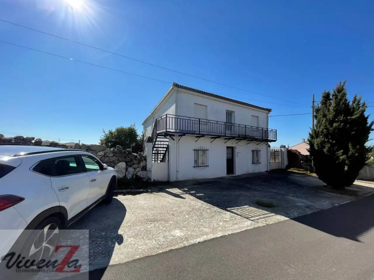 Vista exterior de Casa o chalet en venta en Muelas del Pan con Calefacción, Jardín privado y Terraza