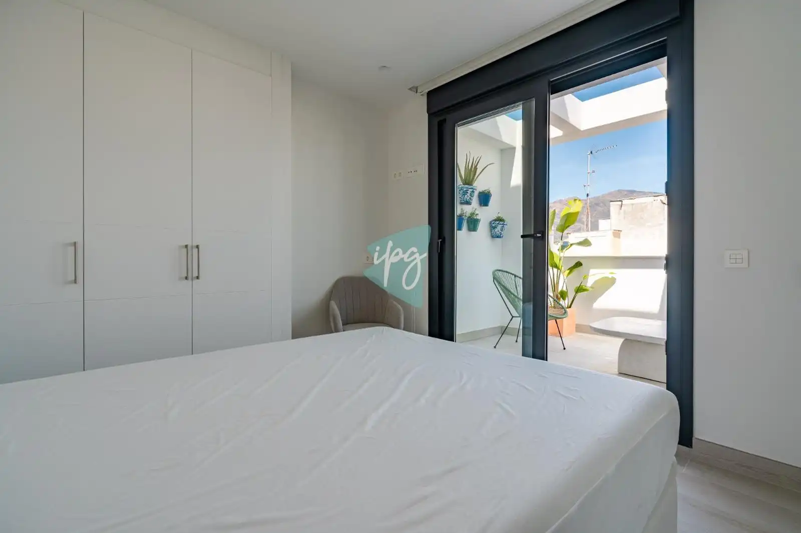 Schlafzimmer von Wohnungen zur Miete in Estepona mit Klimaanlage, Heizung und Terrasse