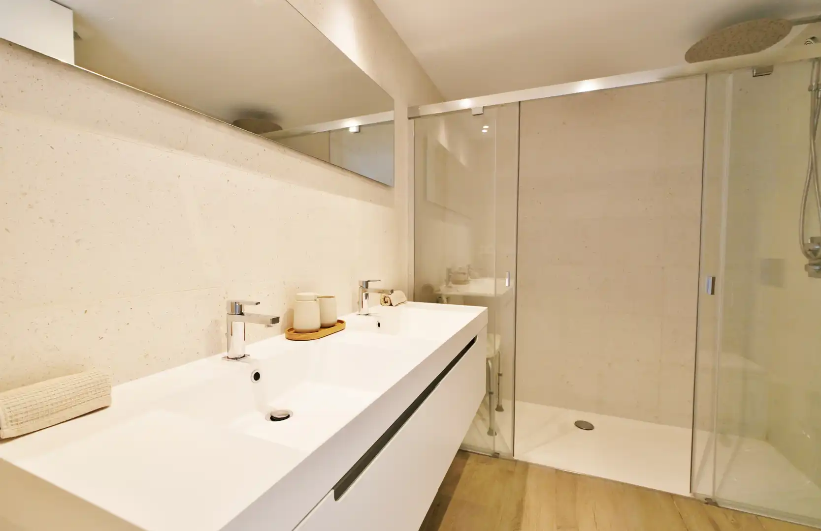 Baño de Apartamento de alquiler en Sagunto / Sagunt con Aire acondicionado, Calefacción y Terraza