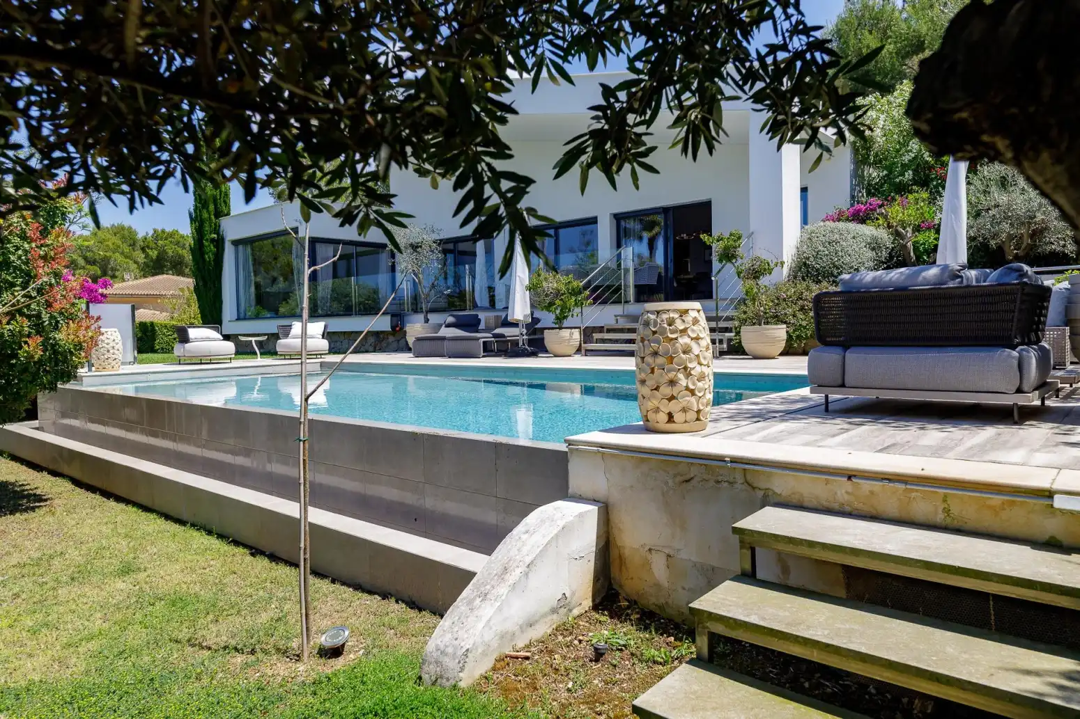 Piscina de Casa o xalet en venda en Calvià amb Aire condicionat, Calefacció i Parquet