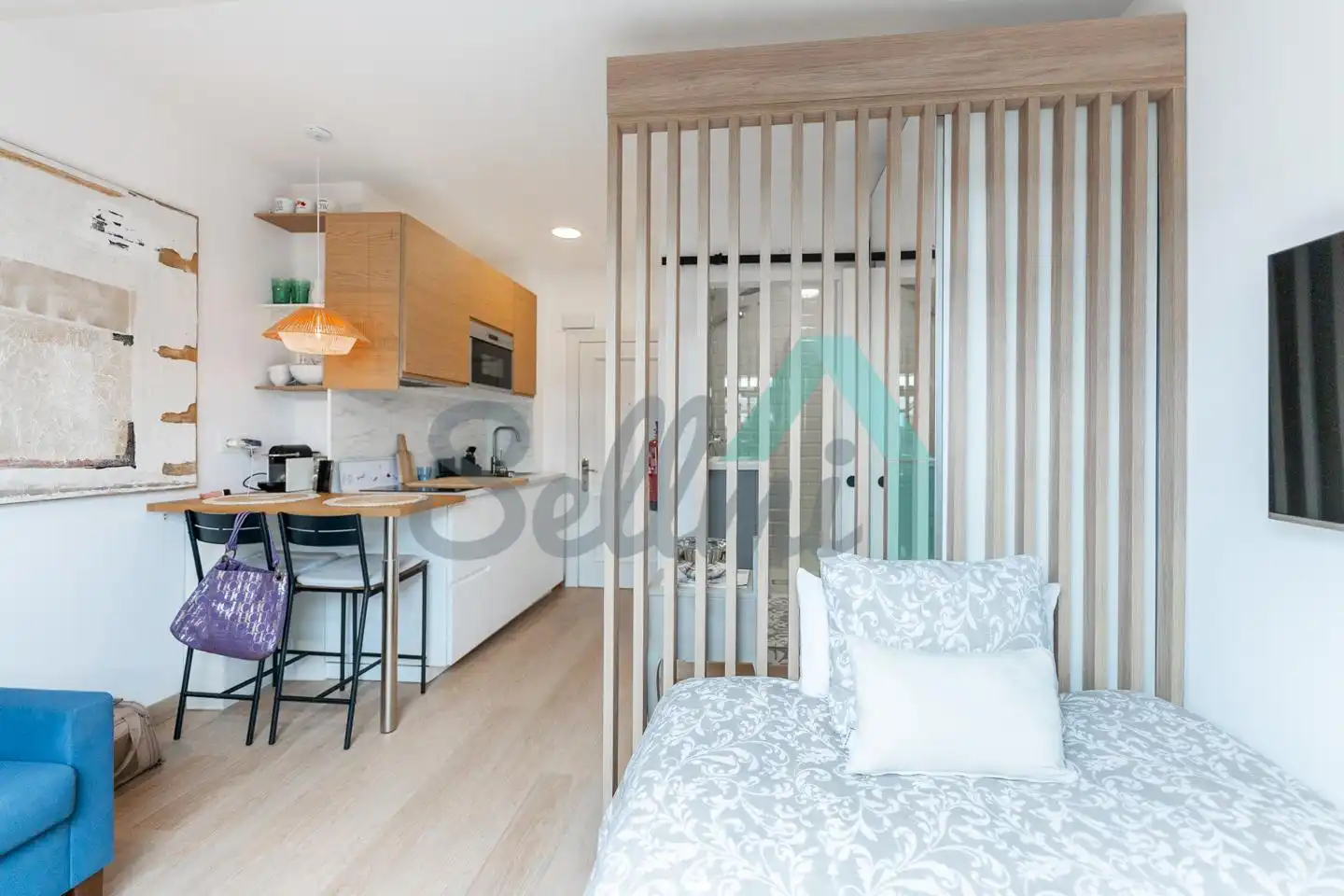 Habitación de Estudio de alquiler en Oviedo  con Calefacción, Amueblado y Internet
