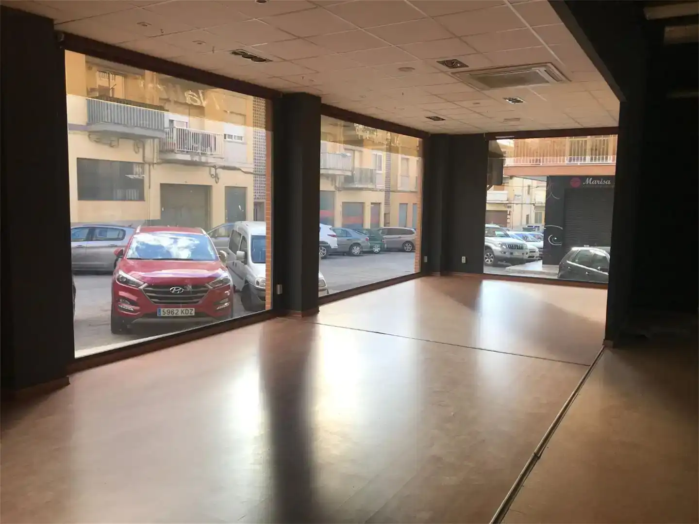 Local en venda en Villena amb Aire condicionat, Calefacció i Parquet