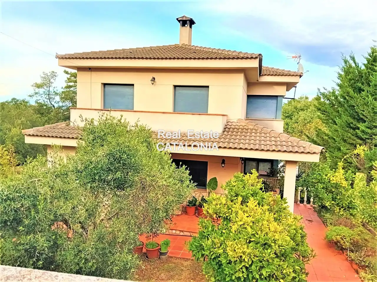 Vista exterior de Casa o xalet en venda en Lloret de Mar amb Calefacció, Jardí privat i Terrassa