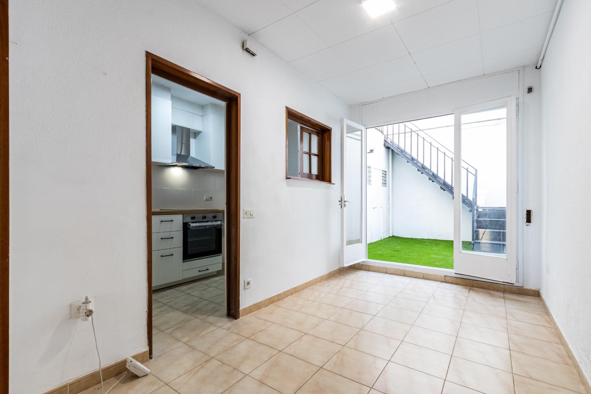 Planta baja for sale in Terrassa  with Heating