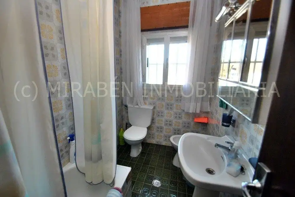 Bathroom of Houses for sale in Catoira  with Heating and Furnished