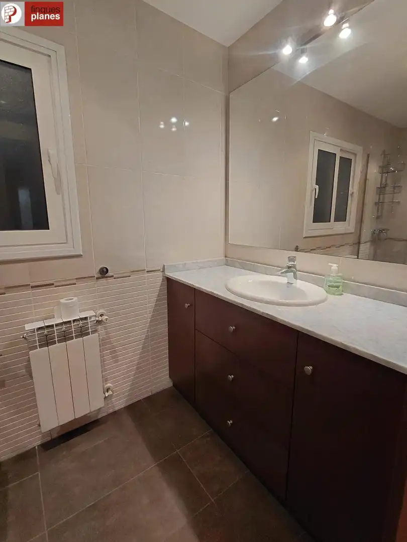 Baño de Piso en venta en La Seu d'Urgell con Calefacción, Terraza y Trastero