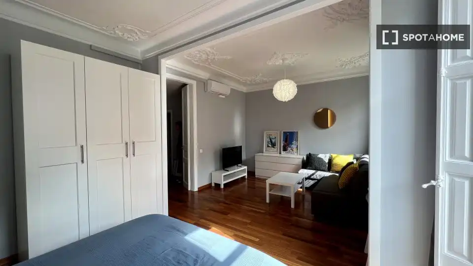 Appartamento con terrazza in affitto a Eixample, imagen 16