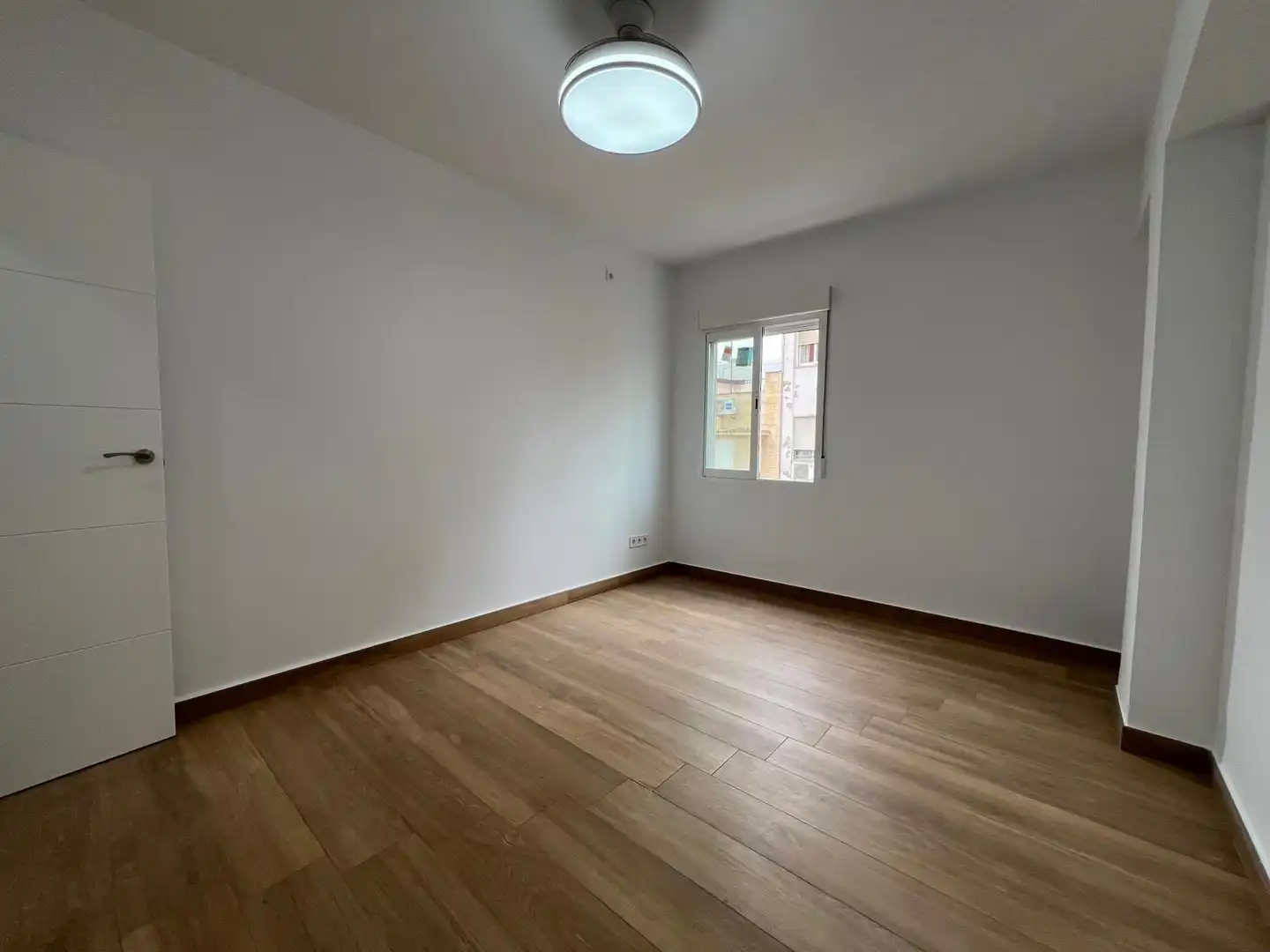 Schlafzimmer von Wohnung zum Verkauf in Córdoba mit Klimaanlage, Heizung und Terrasse