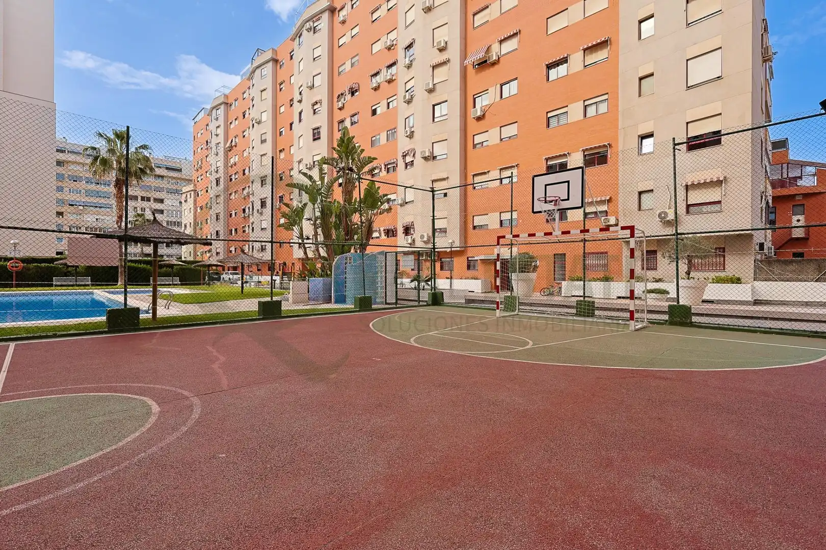 Vista exterior de Piso en venta en Alicante / Alacant con Aire acondicionado, Calefacción y Terraza