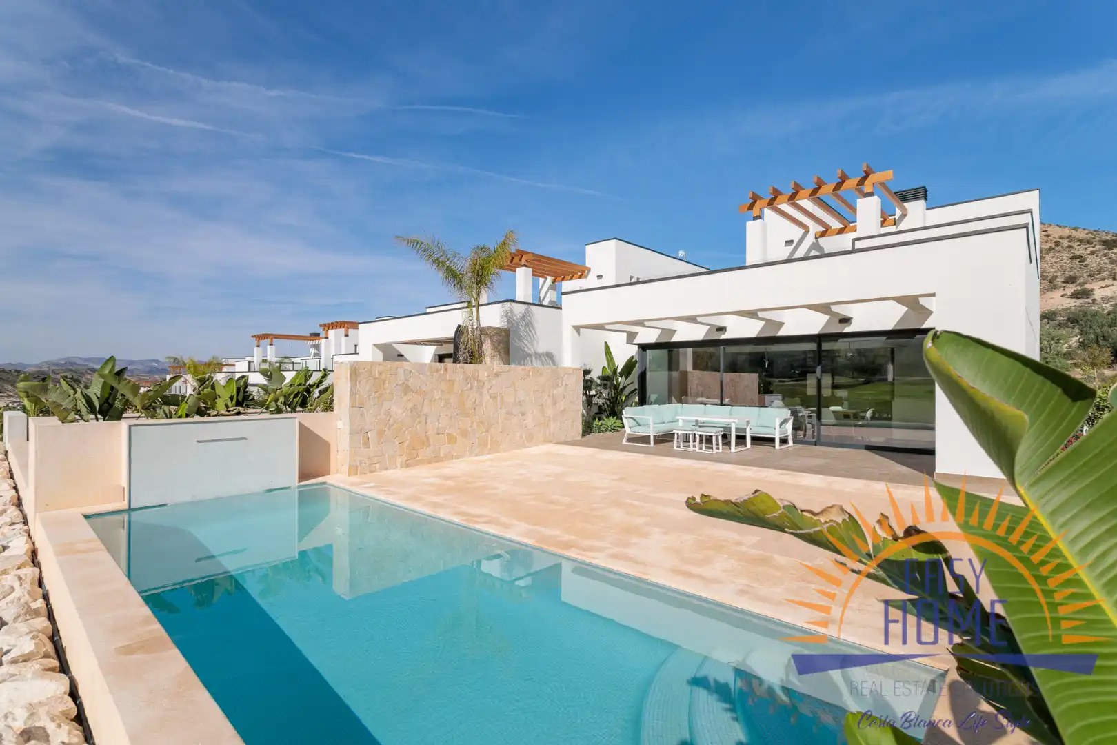 Vista exterior de Casa o chalet en venta en Monforte del Cid con Aire acondicionado, Calefacción y Jardín privado