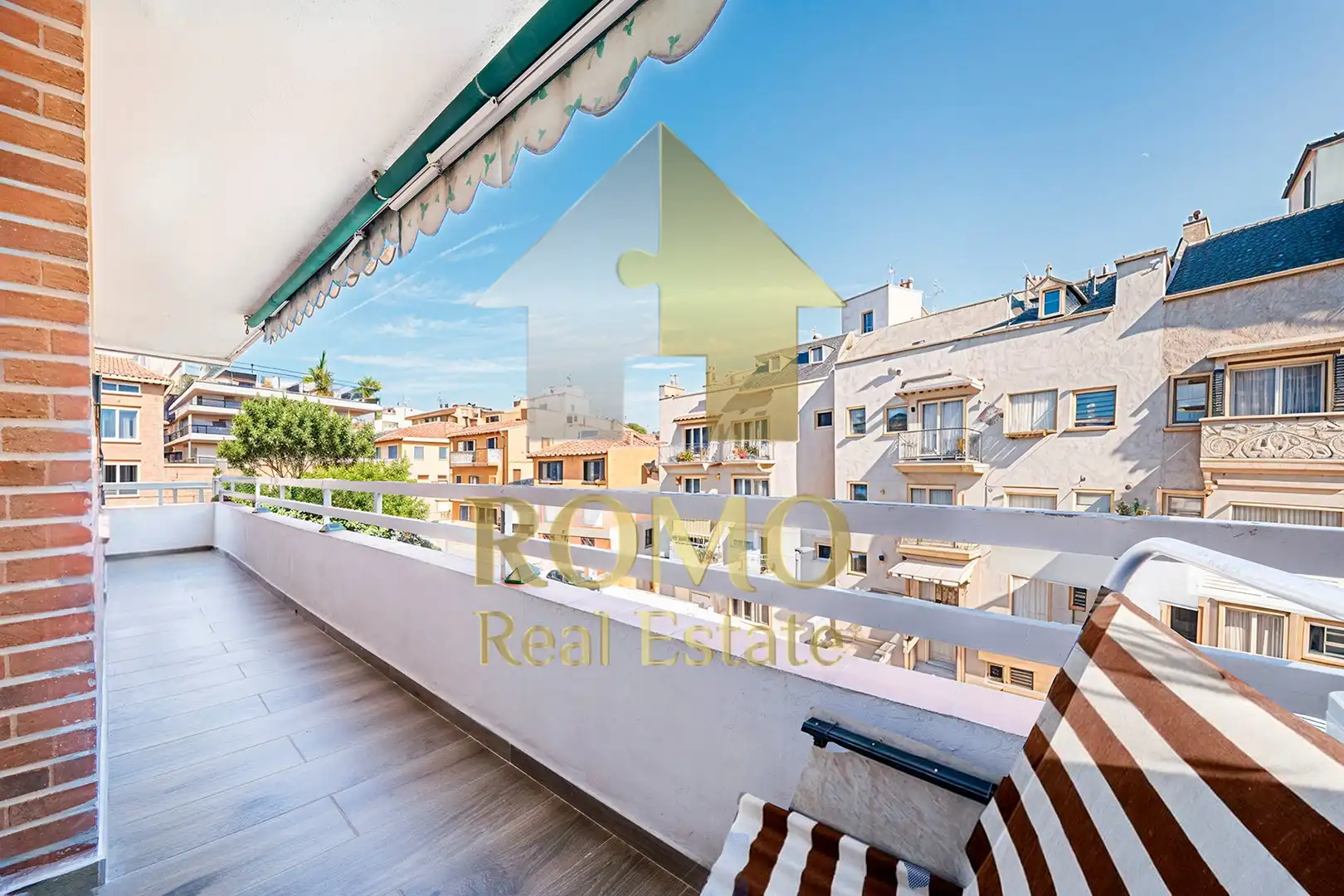 Außenansicht von Wohnung zum Verkauf in Santa Perpètua de Mogoda mit Heizung und Balkon