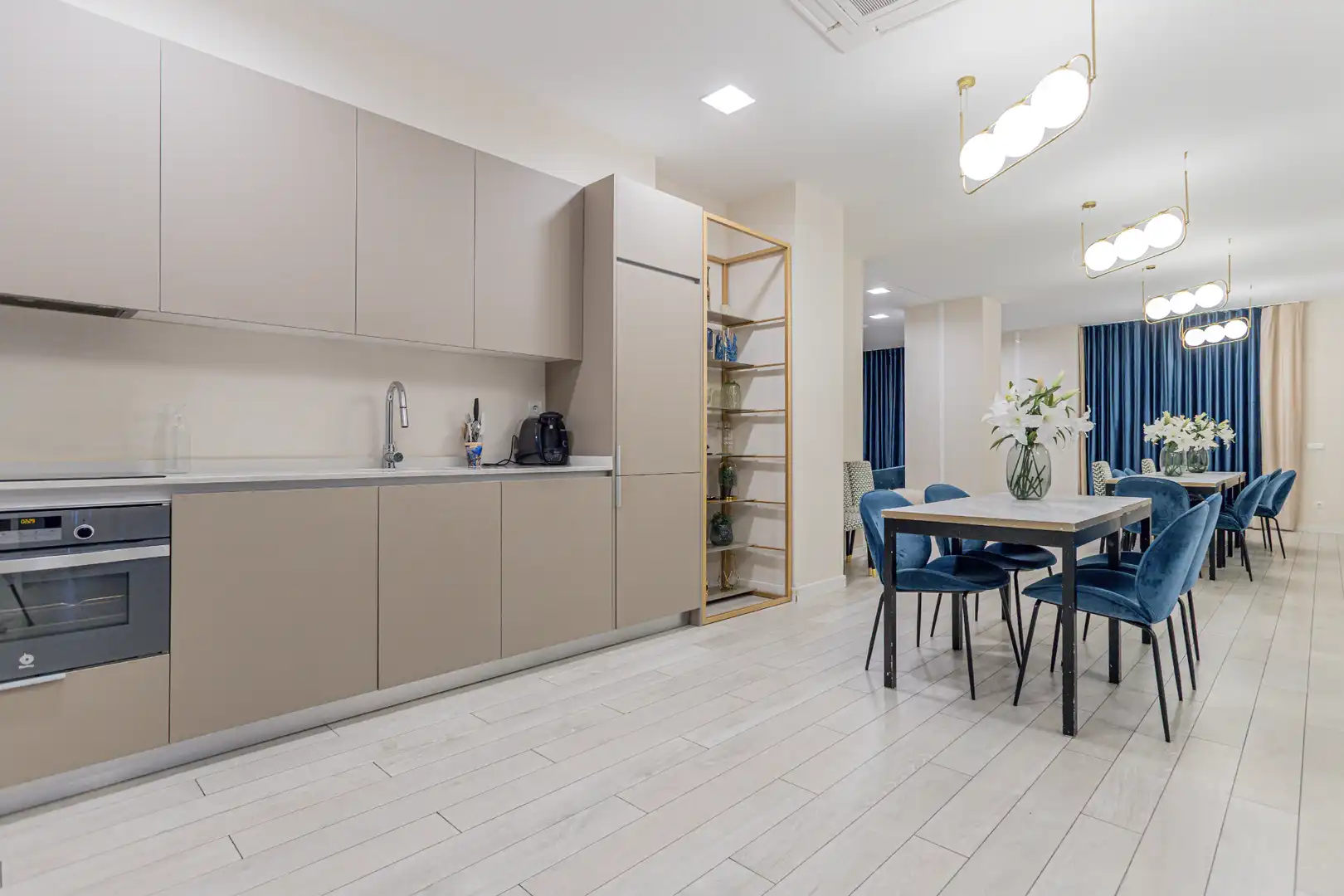 Küche von Wohnung zum Verkauf in Madrid mit Heizung, Terrasse und Abstellraum