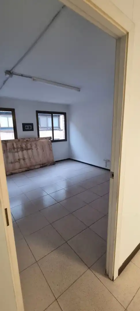Fabrikhallen zur Miete in Carrer de la Natació, 1, Can Rosés