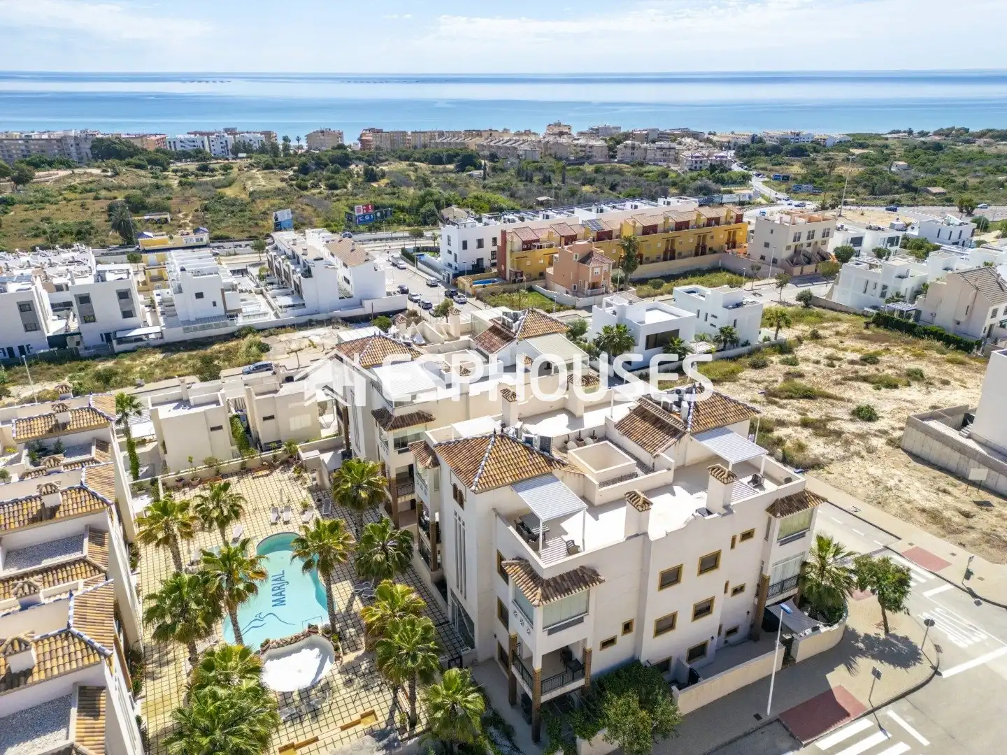 Vista exterior de Planta baixa en venda en Guardamar del Segura amb Aire condicionat, Terrassa i Moblat
