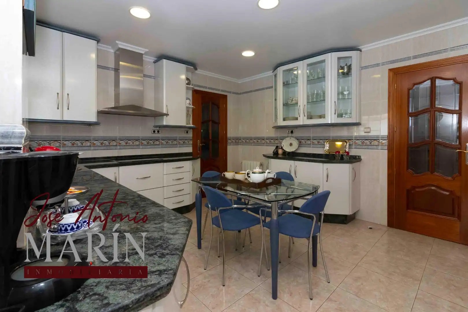 Cocina de Casa o chalet en venta en Salvatierra de los Barros con Aire acondicionado, Terraza y Trastero