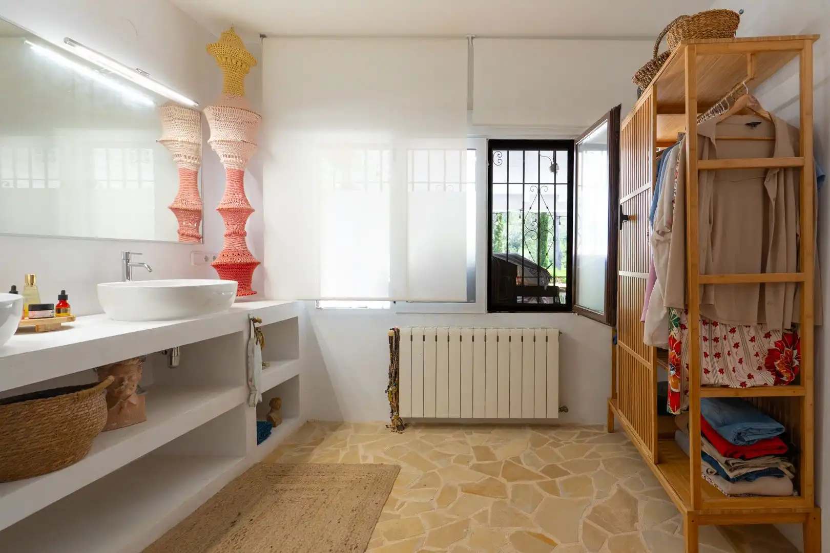 Baño de Casa o chalet en venta en Castell de Castells con Aire acondicionado, Calefacción y Jardín privado