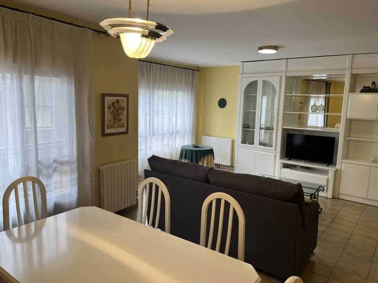 Sala de estar de Piso en venta en Híjar con Calefacción, Amueblado y Balcón