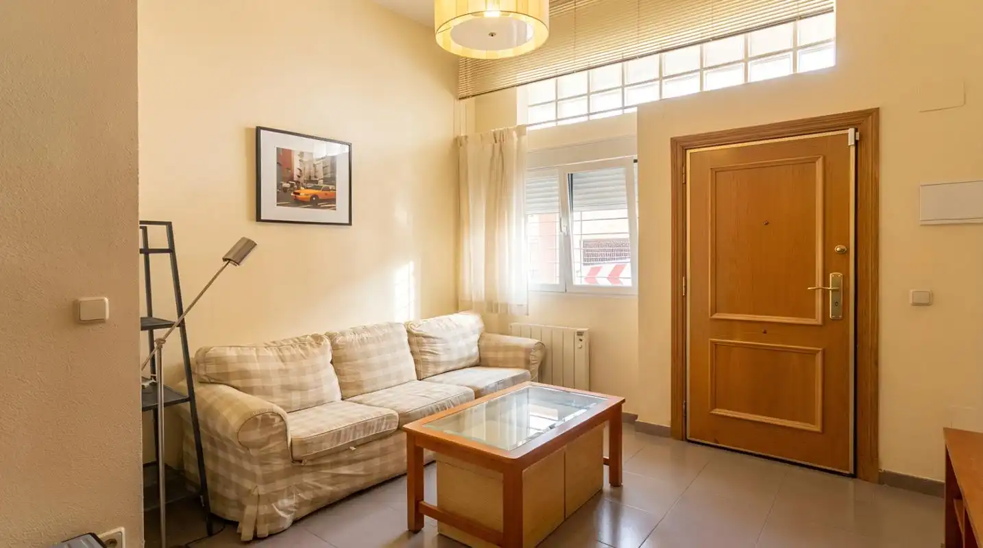 Sala d'estar de Planta baixa en venda en  Madrid Capital amb Aire condicionat, Calefacció i Moblat