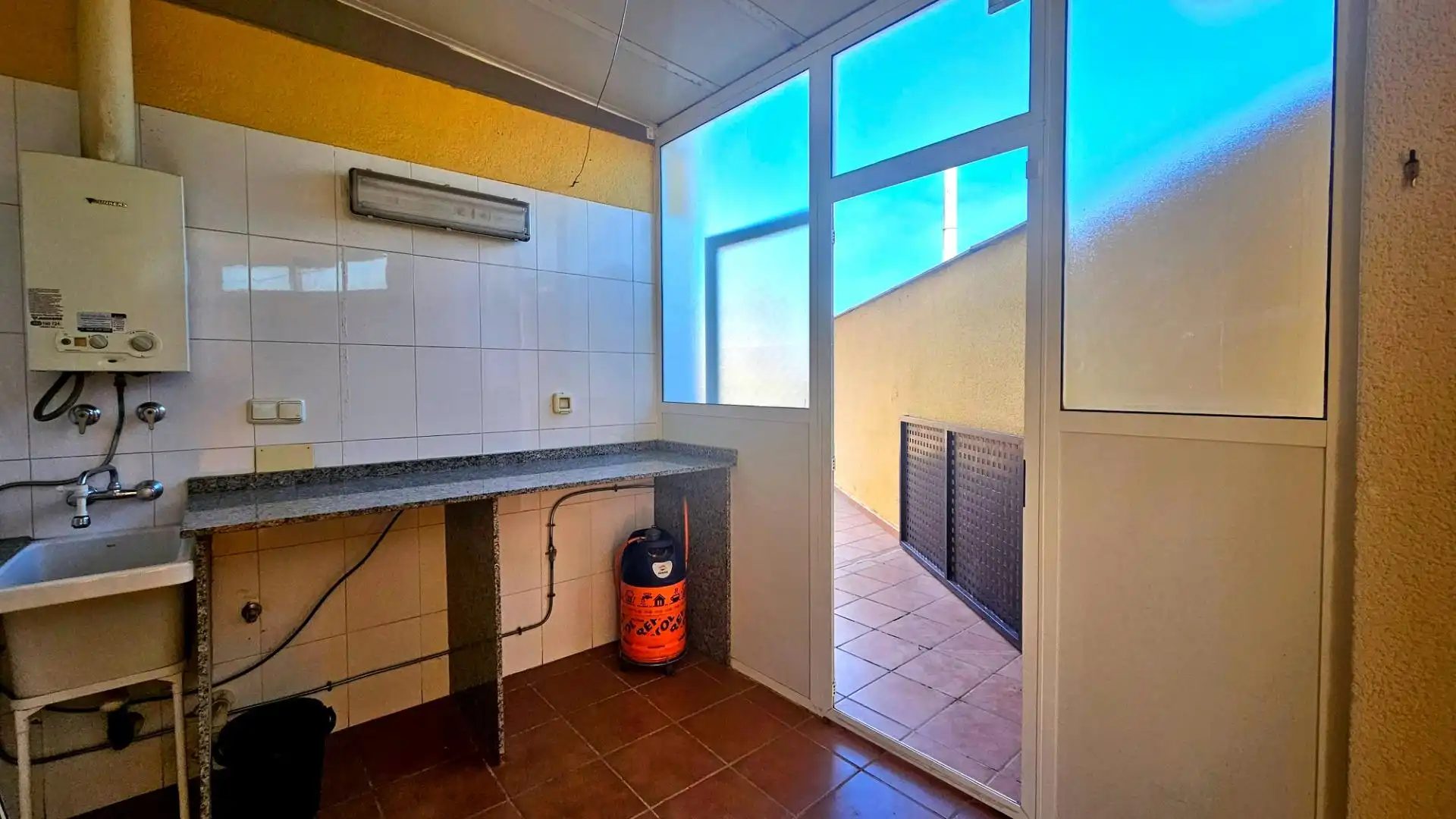 Cocina de Casa adosada en venta en Cartagena con Aire acondicionado, Jardín privado y Terraza