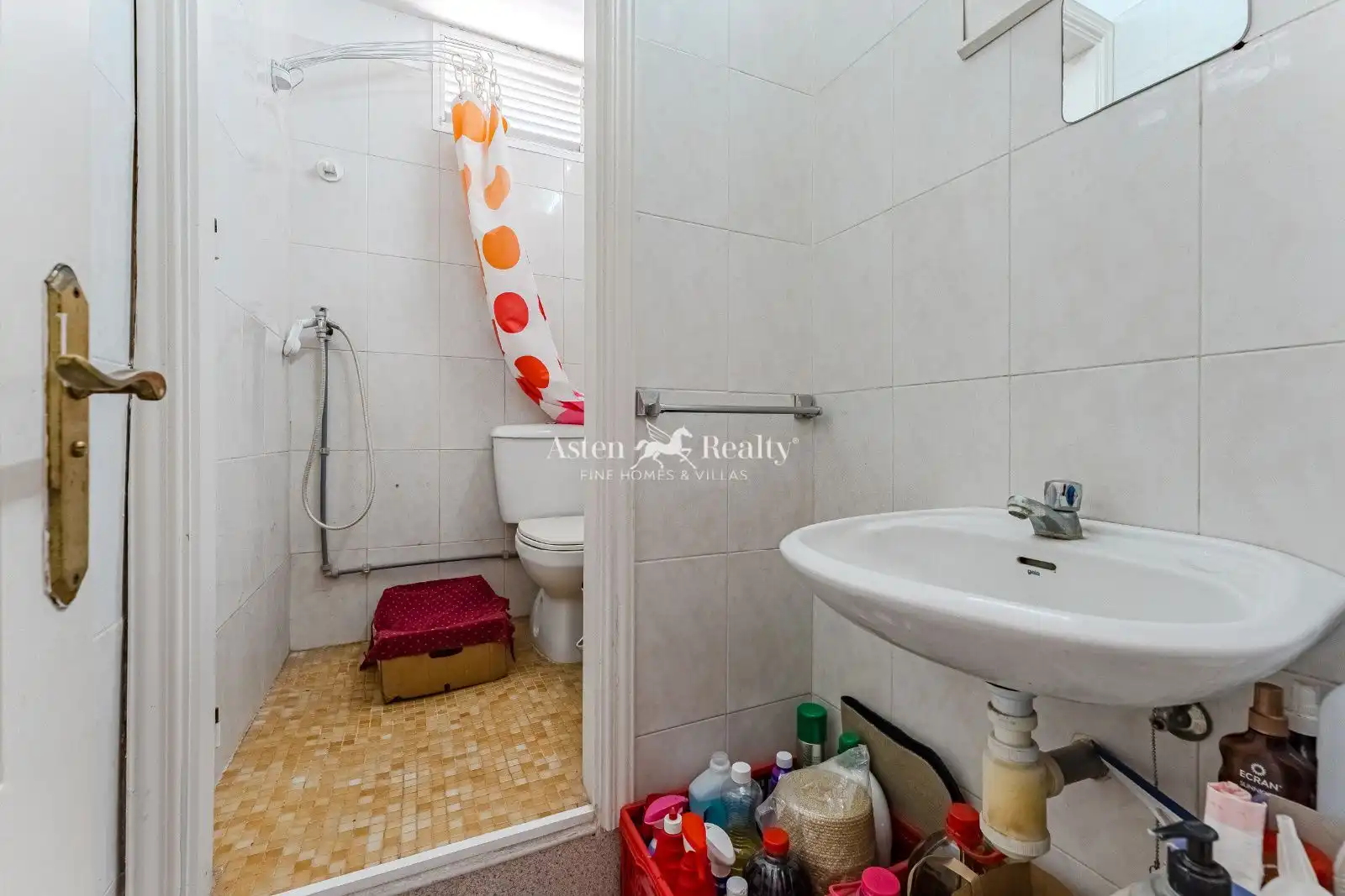 Baño de Local en venta en Santiago del Teide