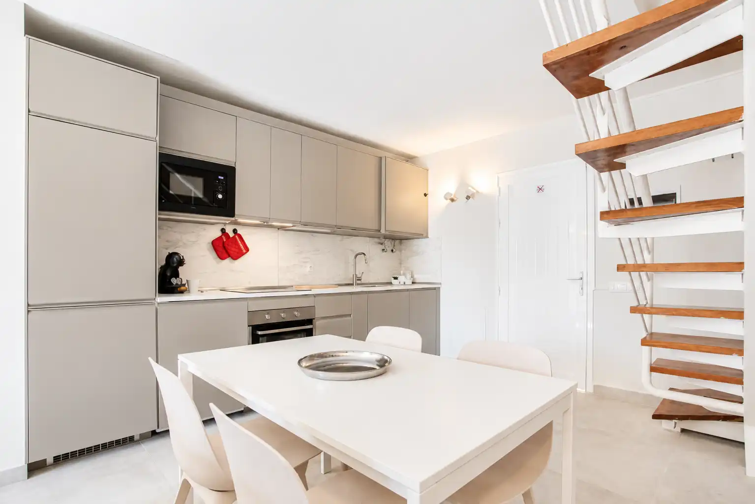 Kitchen of Apartments for sale in Antigua  with Air Conditioner, Furnished and Community pool
