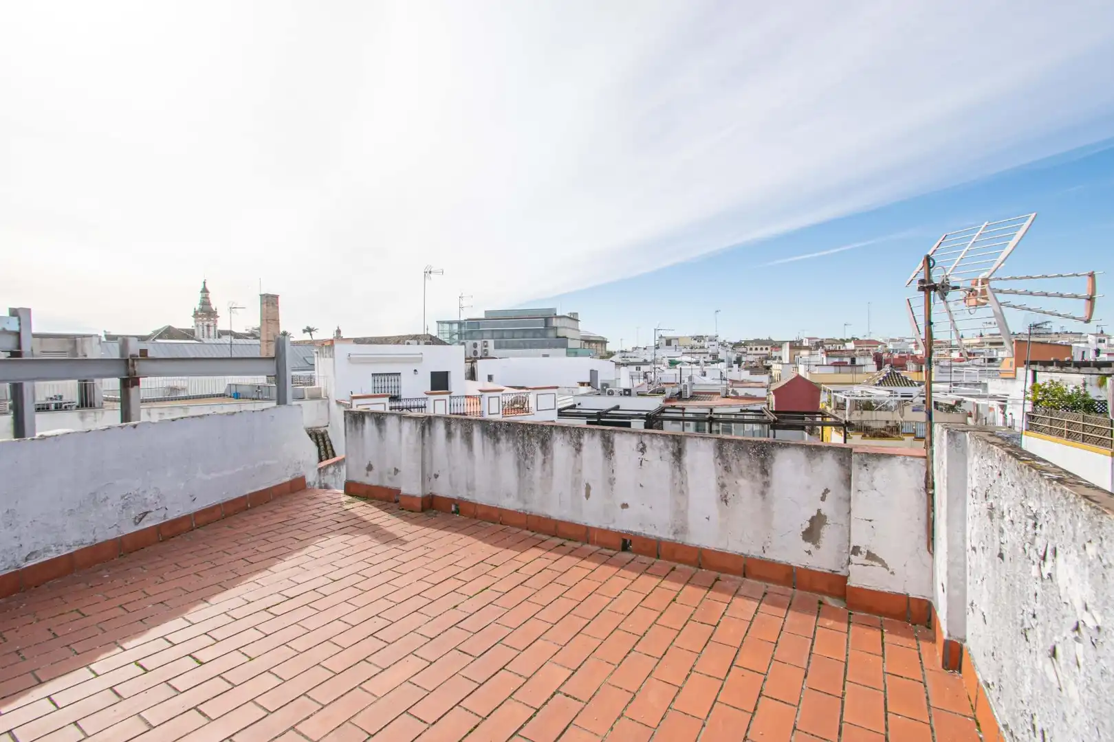 Exterior view of Houses for sale in Sevilla  with Balcony