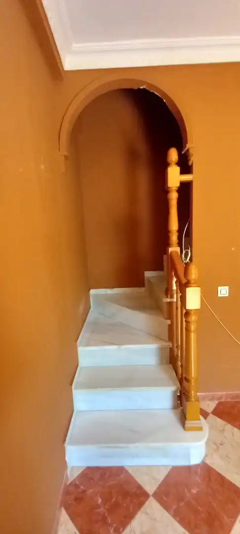 Maisonette zum Verkauf in Sevilla mit Klimaanlage