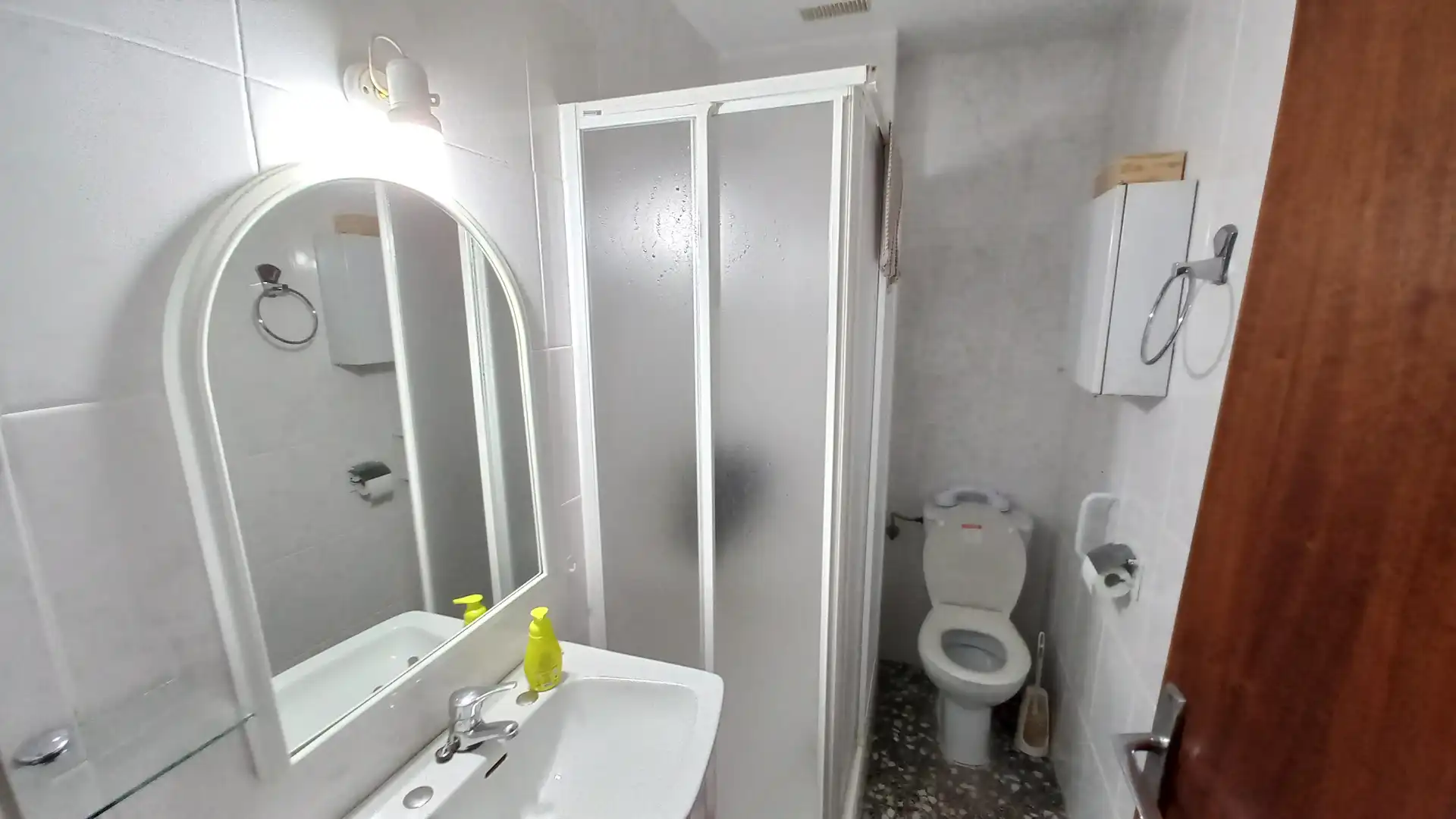 Bany de Finca rústica en venda en Albacete amb Jardí privat, Traster i Piscina