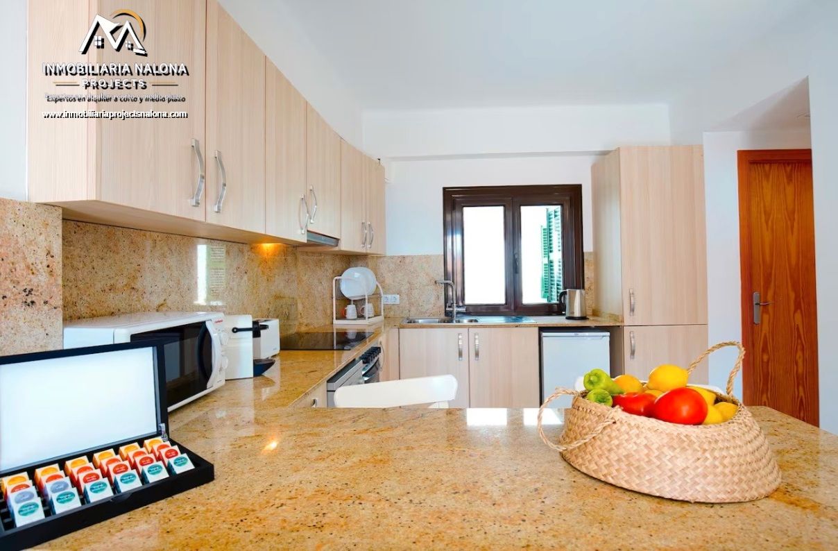 Kitchen of Apartment to rent in  Palma de Mallorca  with Air Conditioner, Heating and Parquet flooring