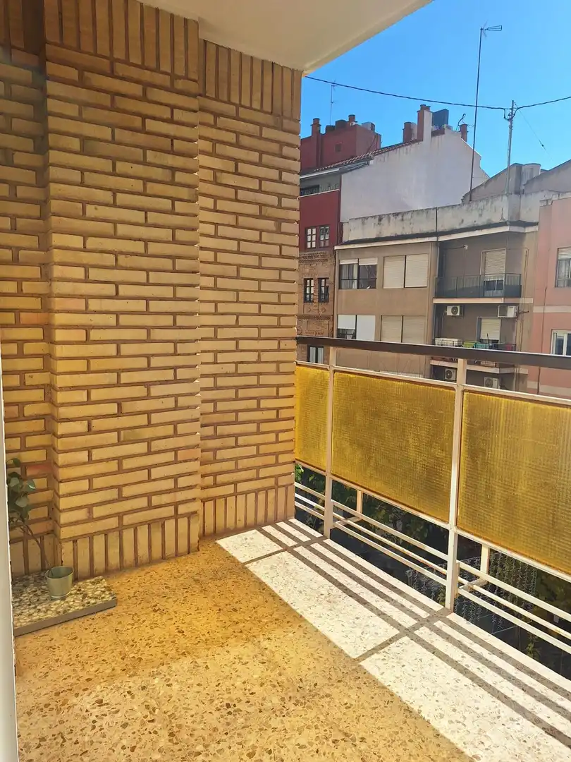 Terrassa de Pis de lloguer en  Murcia Capital amb Moblat i Balcó