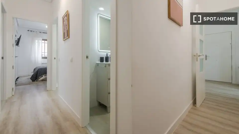 Room in Lucero