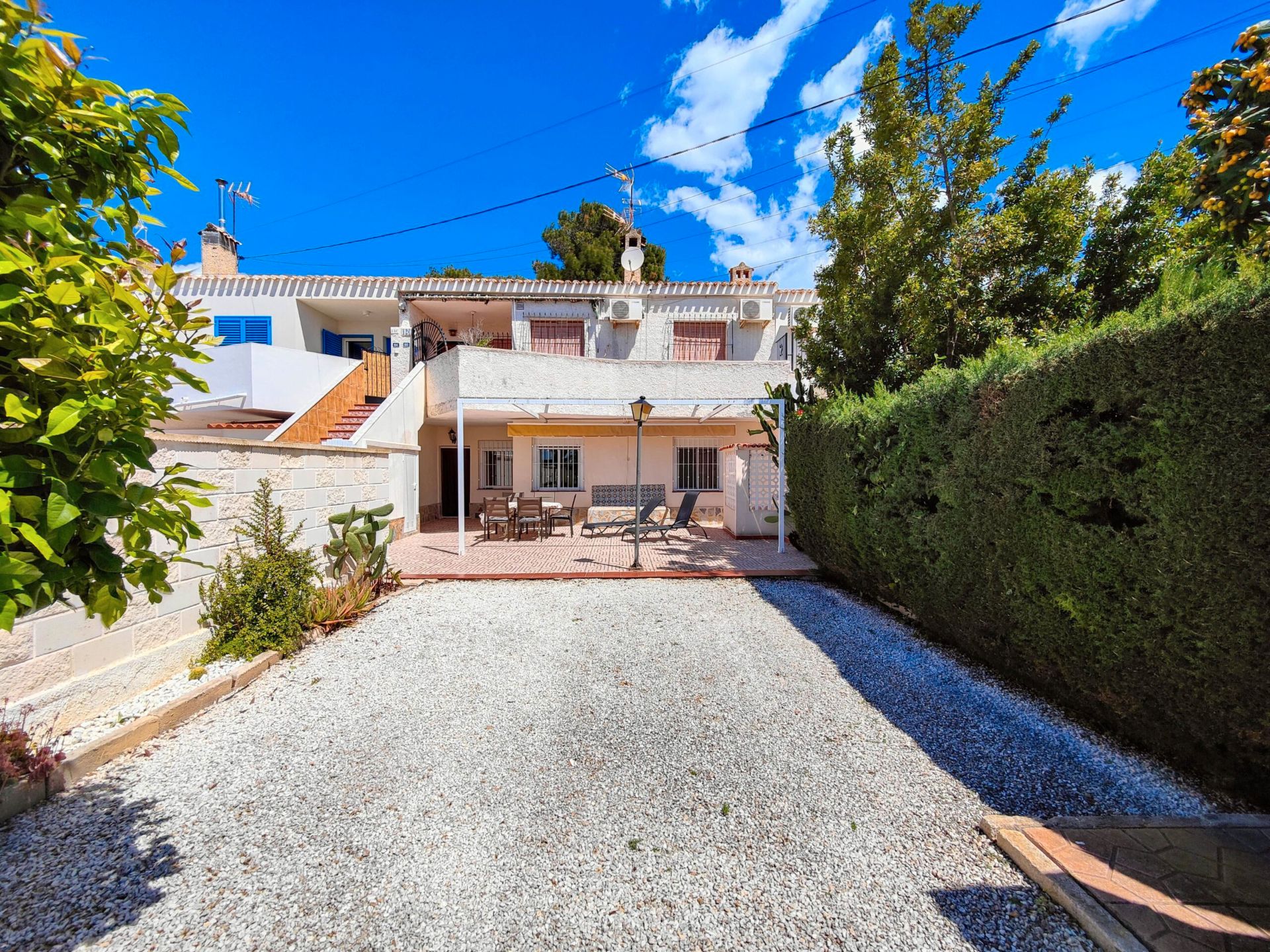 Exterior view of House or chalet for sale in Orihuela  with Private garden and Furnished
