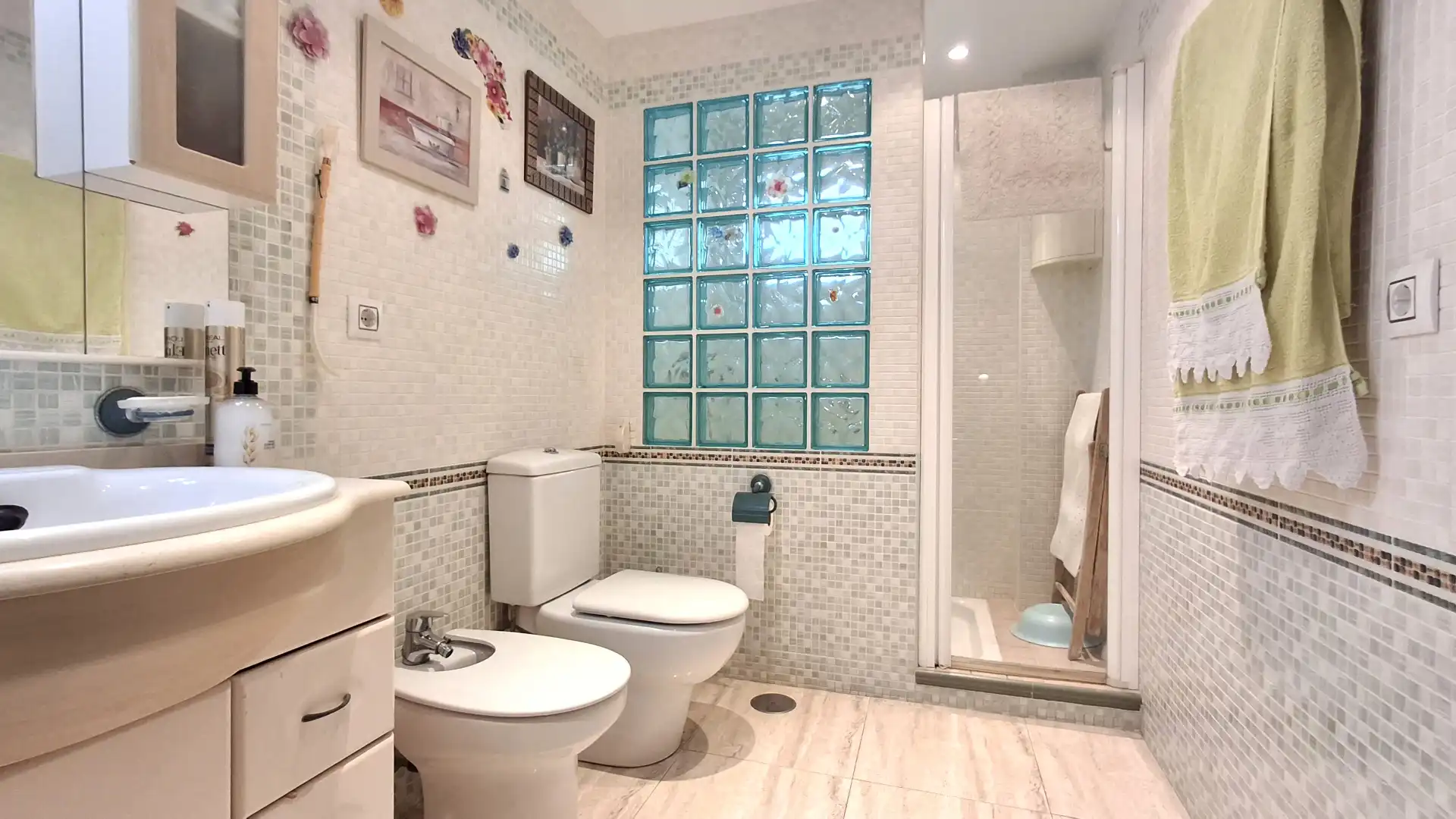 Baño de Piso en venta en Mairena del Aljarafe con Aire acondicionado y Trastero