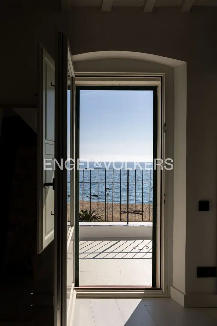 Balcony of Houses for rent in Caldes d'Estrac  with Air Conditioner, Heating and Private garden