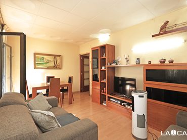 Appartement avec balcon à vendre à Sants - Montjuïc