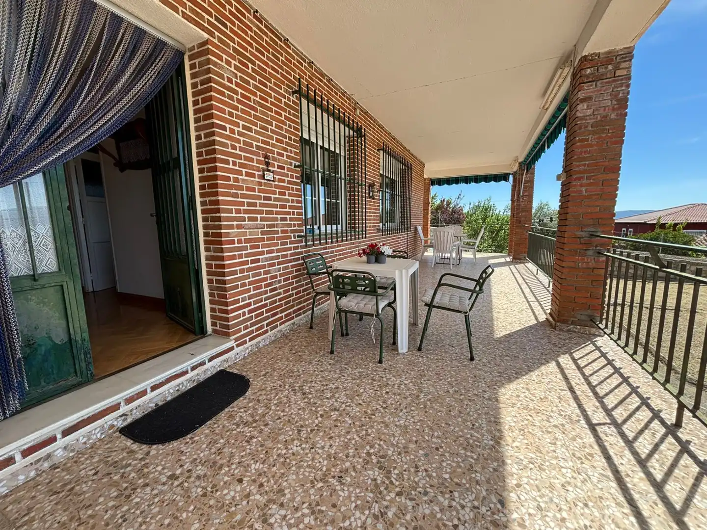 Terrassa de Casa o xalet en venda en El Barraco  amb Calefacció, Jardí privat i Terrassa