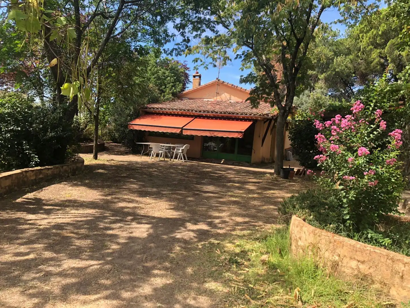 Casa rústica amb piscina en venda a AV-924 20