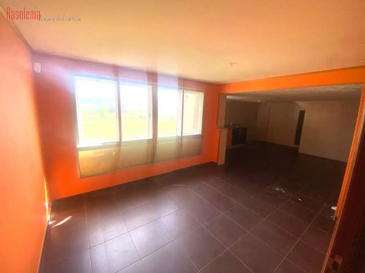 Piso en venta en Coristanco con Calefacción