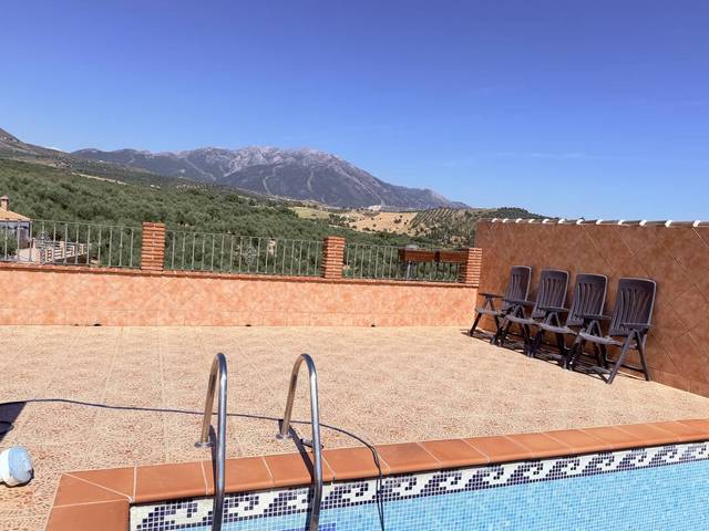 Casa-chalet en Alquiler en Periana