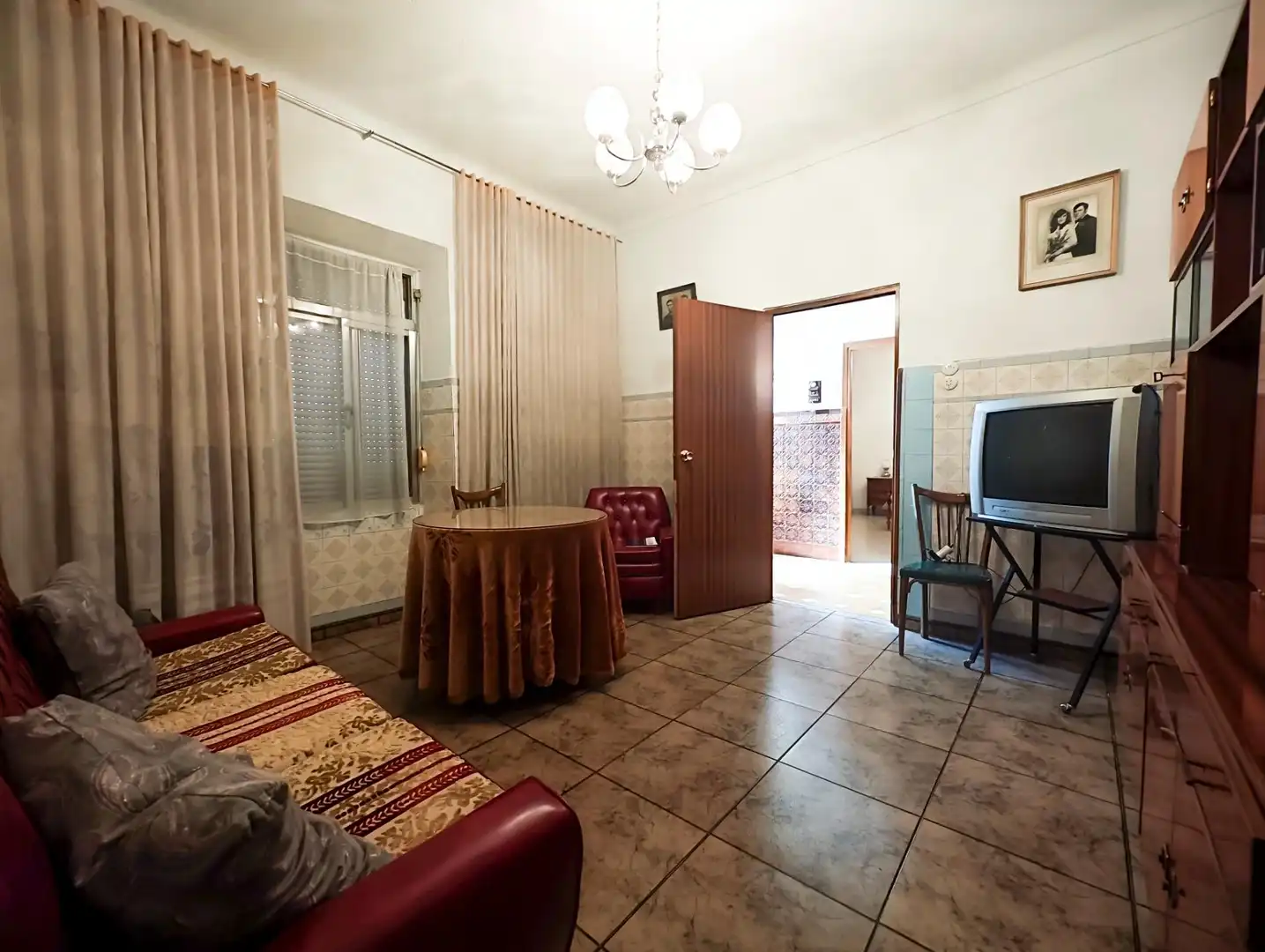 Living room of Houses for sale in Puertollano  with Storage room, Furnished and Internet